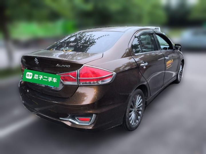 2015 1.6L MT photo 4