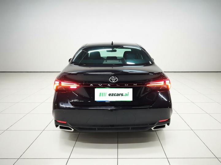 Avalon 2023 2.0L Luxury photo 3