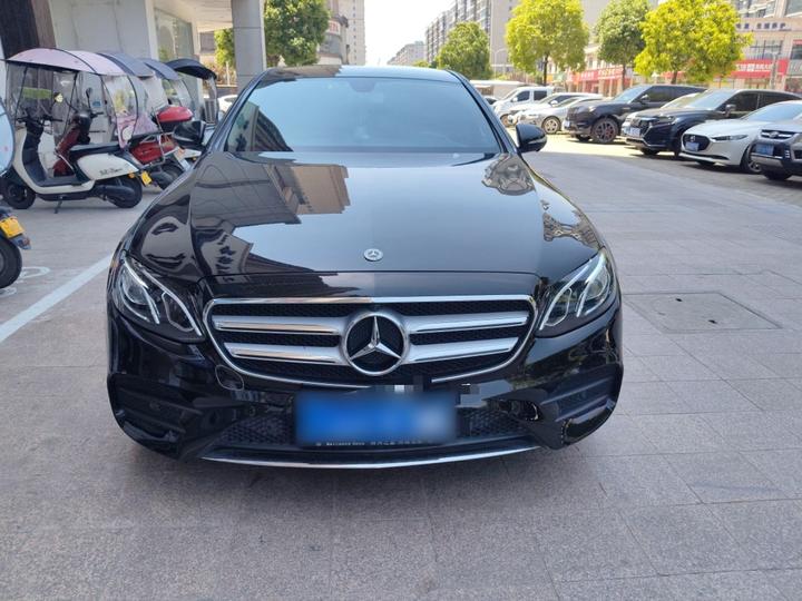 E-Class 2020 E 300 L Sport Luxury photo 3