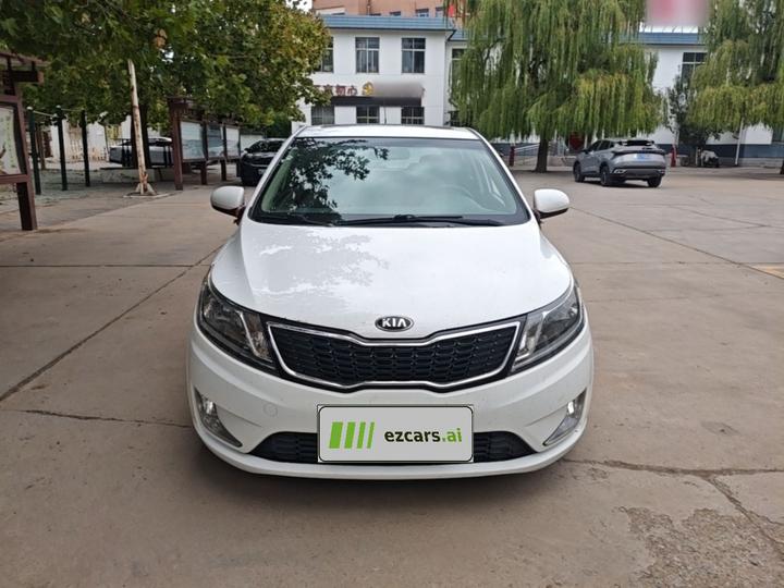 K2 2012 Hatchback 1.4L AT Anniversary Edition photo 2