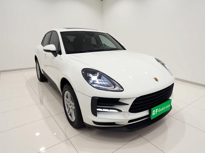 2018 Macan 2.0T photo 3