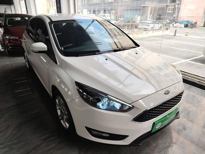 Focus 2017 Hatchback 1.6L AT Comfort photo 3