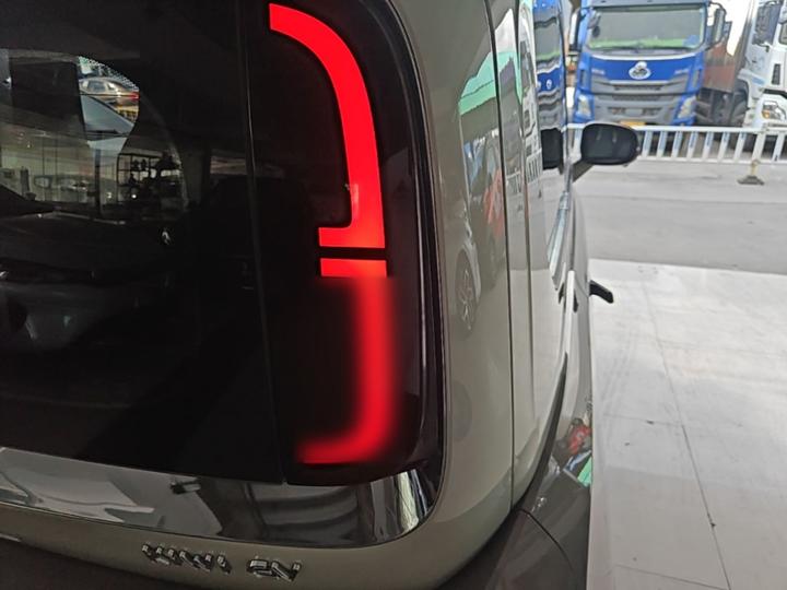 KiWi EV 2023 LFP photo 7