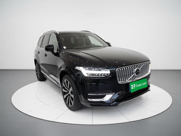 XC90 2023 B6 Luxury 7-Seater photo 3