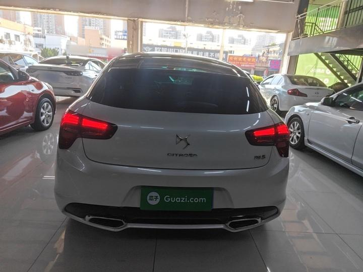 5 2015 1.6T Luxury THP160 photo 5