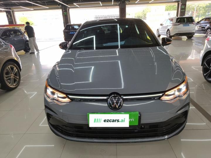 Golf 2023 280TSI DSG R-Line Lite photo 2
