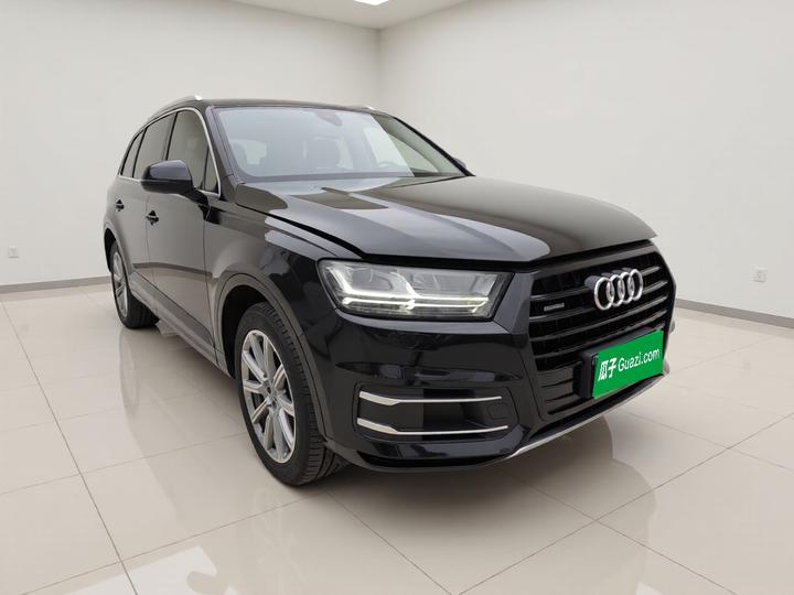 Q7 2016 45 TFSI Tech photo 3