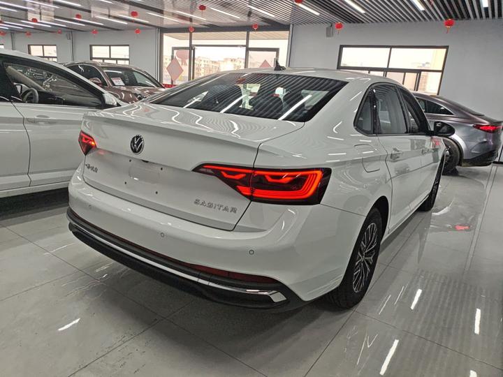 Sagitar 2025 Facelift 200TSI DSG photo 4
