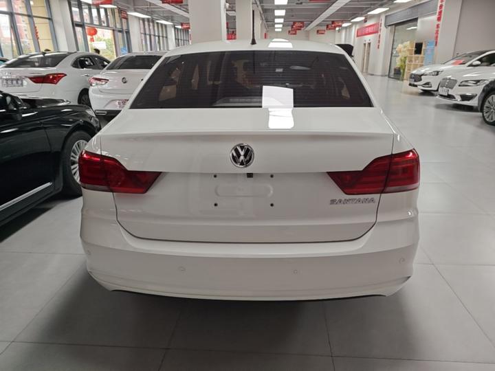 Santana 2021 1.5L AT photo 5