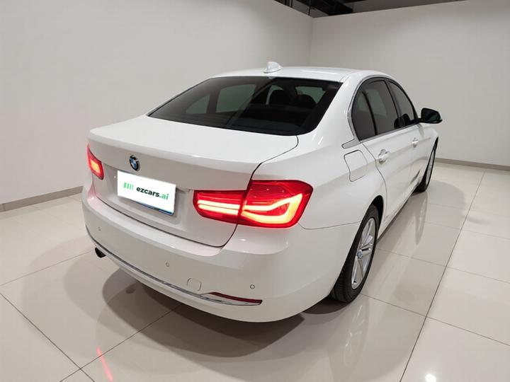 3 Series 2016 320Li Progressive photo 6