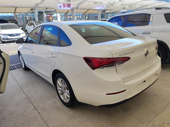 Excelle 2021 Facelift Classic 1.5L AT Progressive photo 4