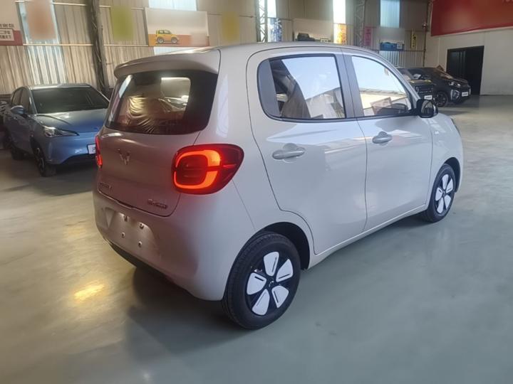 Hongguang MINIEV 2025 4th Gen 4-Door Advanced photo 4