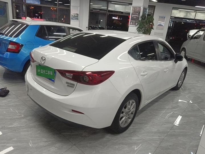 3 Axela 2014 Sedan 1.5L AT Luxury photo 6