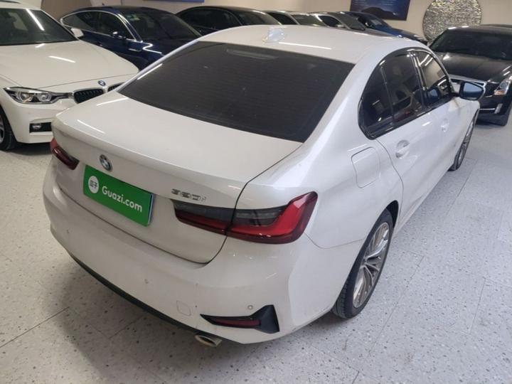 3 Series 2022 Facelift 320i Sport Package photo 4