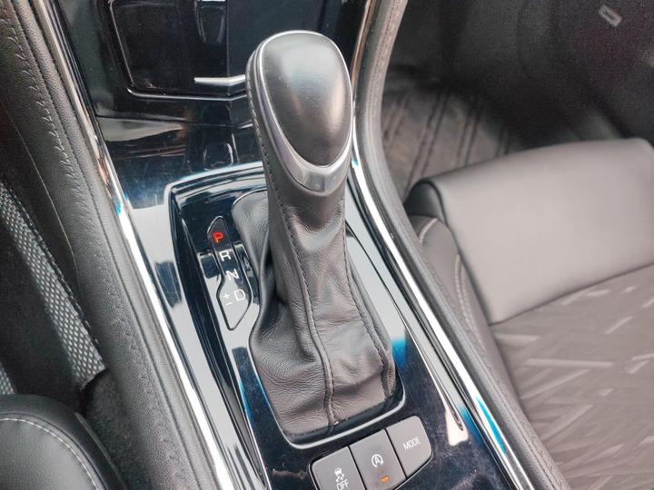 ATS-L 2017 28T Tech photo 6