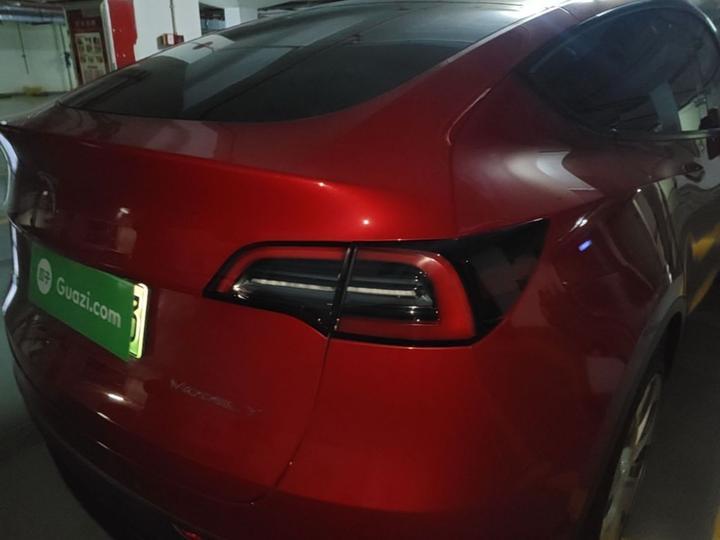 Model Y 2022 RWD photo 7