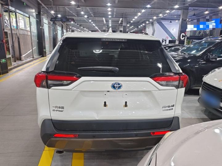 RAV4 2020 Hybrid 2.5L E-CVT AWD Elite PLUS photo 2