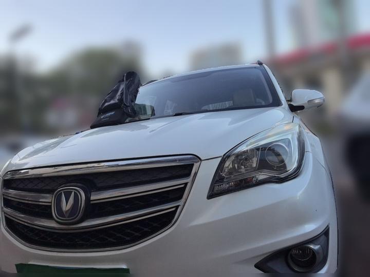 CS35 2017 1.6L MT Luxury photo 2