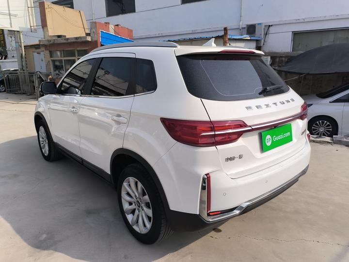 Bestune T33 2019 1.6L MT Luxury China VI photo 4