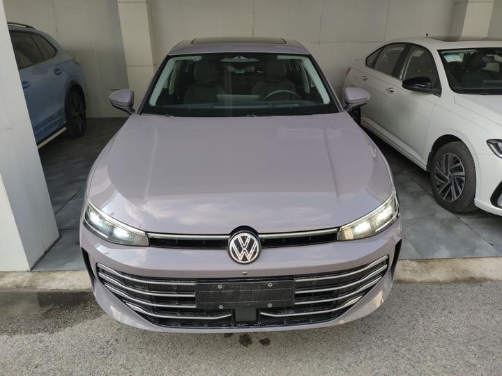 Passat 2025 Pro 380TSI photo 2