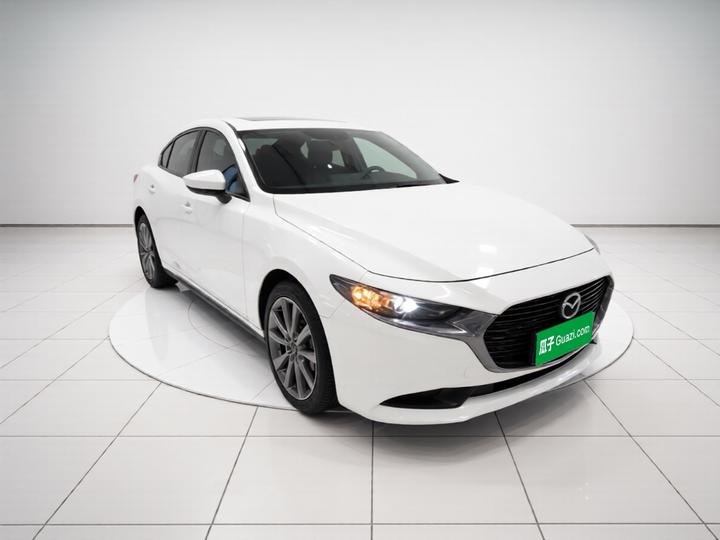 3 Axela 2021 2.0L AT photo 3