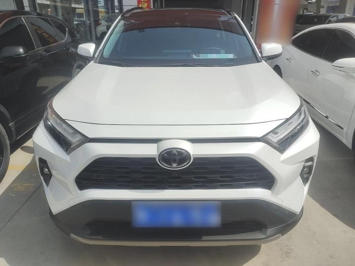 RAV4 2023 2.0L CVT RWD Plus photo 2