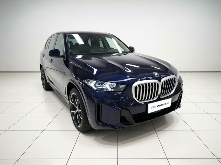 X5 2023 xDrive 30Li Exclusive M M Sport Night Package photo 3