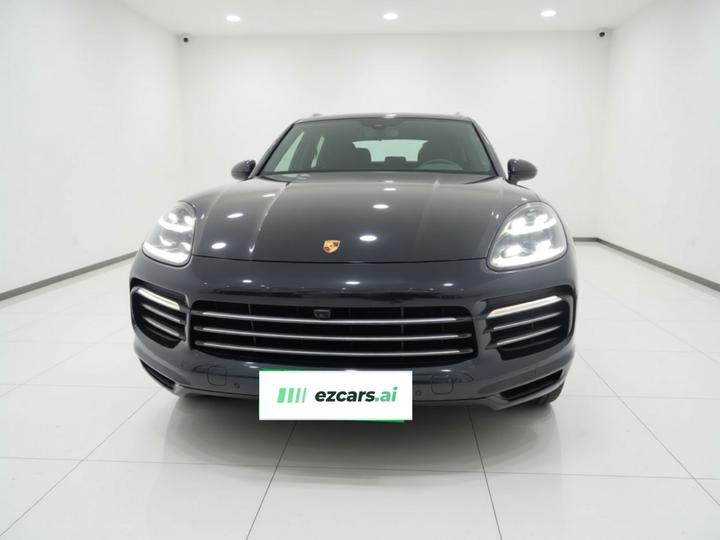 2018 Cayenne 3.0T photo 2