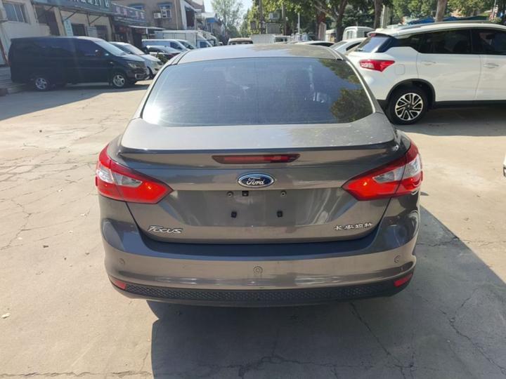 Focus 2012 Sedan 1.6L AT photo 5