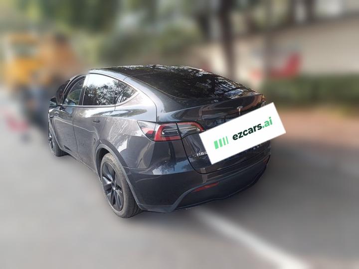 Model Y 2024 RWD photo 4