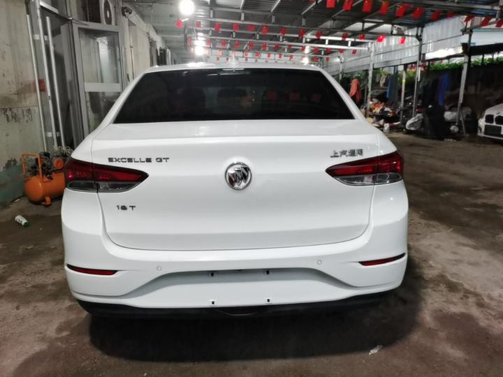 Excelle 2019 18T AT Elite China VI photo 3