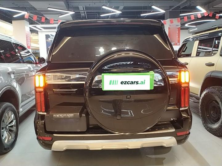 500 2023 3.0T Sport 5-Seater photo 3