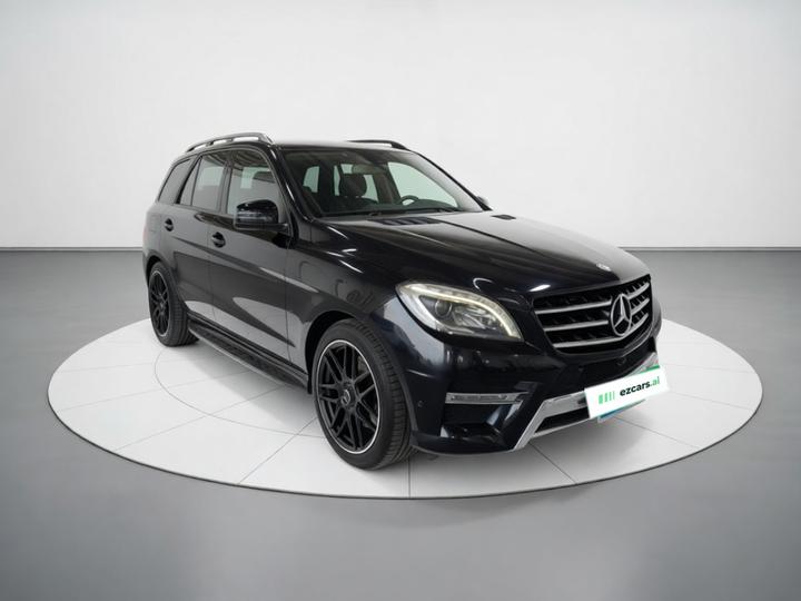 M-Class 2012 ML 350 Dynamic photo 3