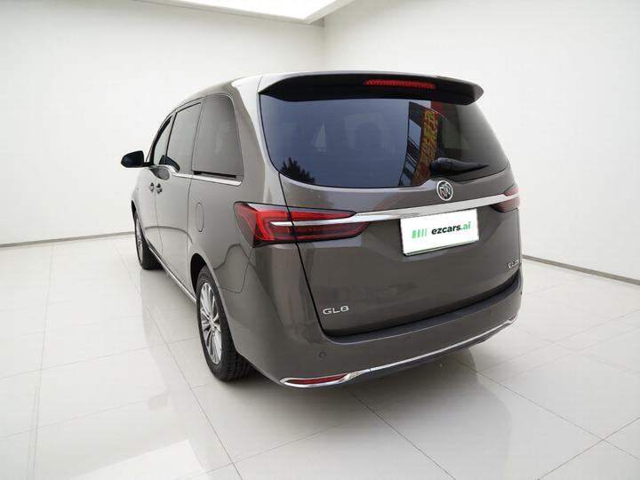 GL8 2023 652T Luxury photo 4
