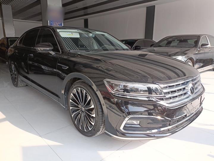 2021 380TSI Premium photo 3