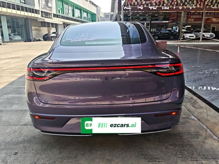 HIMA Luxeed S7 2024 Ultra AWD Flagship photo 5