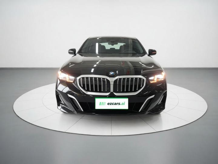 5 Series 2024 525Li M Sport Package photo 2
