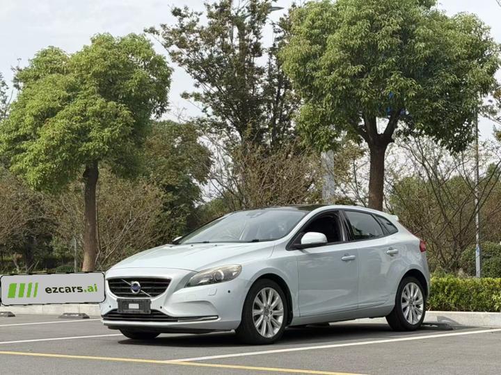 V40 2016 T3