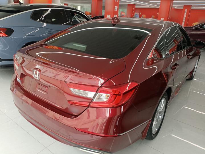 Accord 2018 260TURBO Elite China VI photo 3