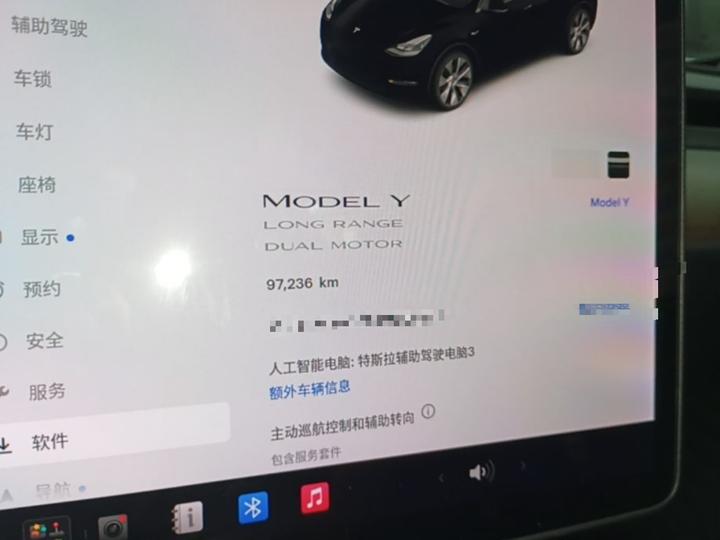 Model Y 2021 Long Range AWD photo 7