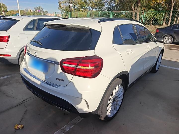 GLA 2018 GLA 200 photo 6