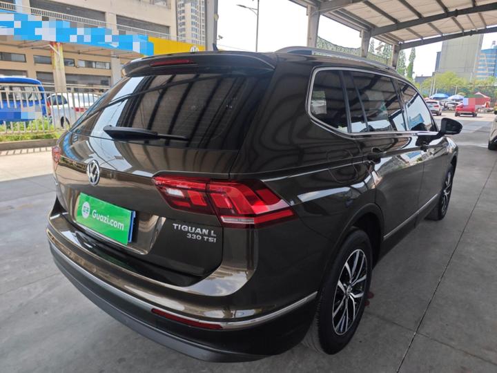 Tiguan L 2018 330TSI AT RWD Luxury photo 4