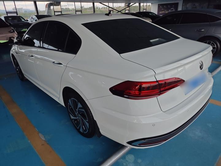 Bora 2023 300TSI DSG photo 6