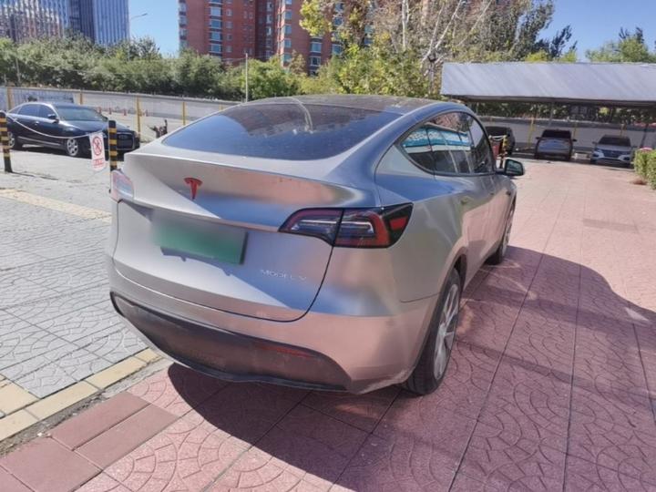 Model Y 2021 Standard Range RWD photo 6