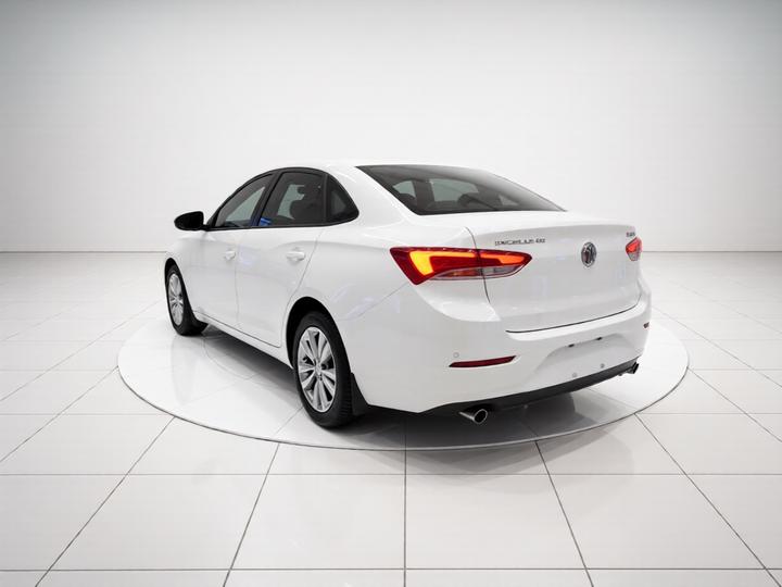 Excelle 2021 Facelift Classic 1.5L AT Elite photo 4