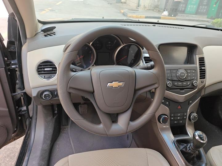 2015 1.5L Classic SE MT photo 7