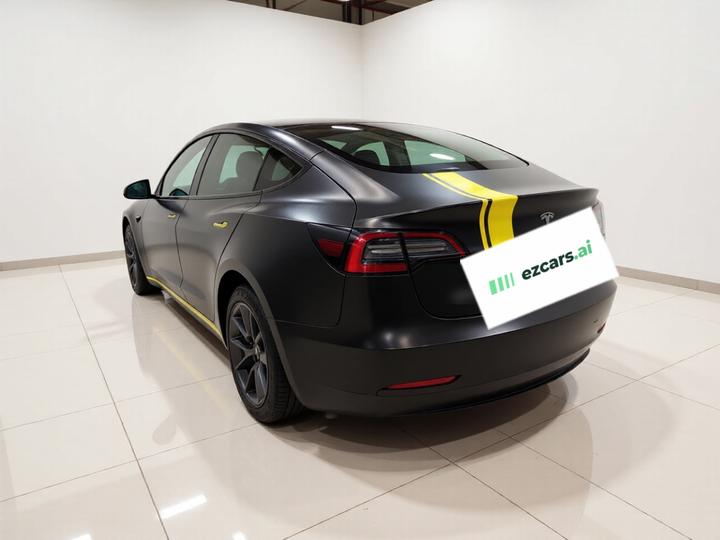 Model 3 2022 RWD photo 4