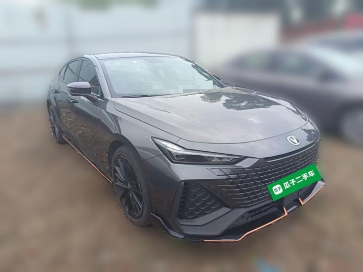 UNI-V 2022 2.0T photo 3