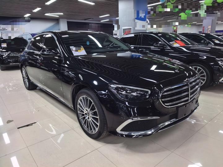 E-Class 2023 E 260 L 4MATIC photo 3