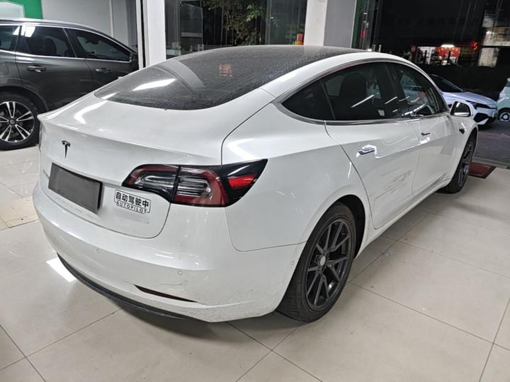 Model 3 2020 Standard Range RWD Upgraded photo 4